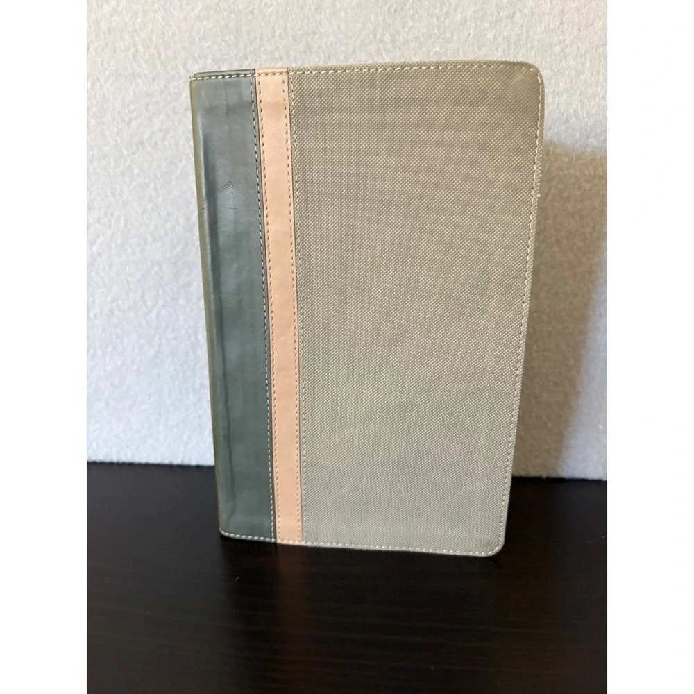 God's Word for Boys Bible 2010 Baker Publishing Group Green/Beige Canvas Leather